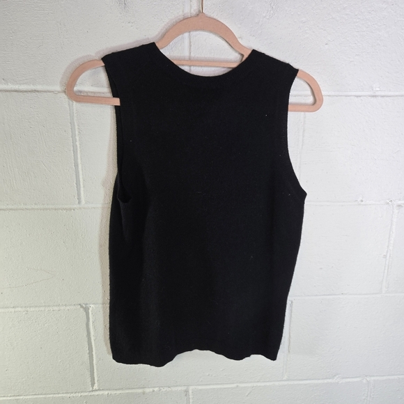 Grace Cashmere Black Sleeveless Shell Tank Sweater - Picture 2 of 4